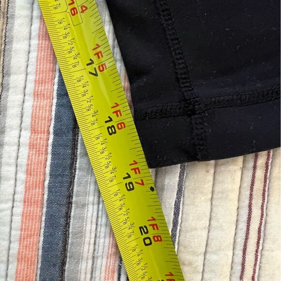 Athleta Womens Crop Leggings Stretch Pull On Athleisure Gym Training Black M - Picture 4 of 6